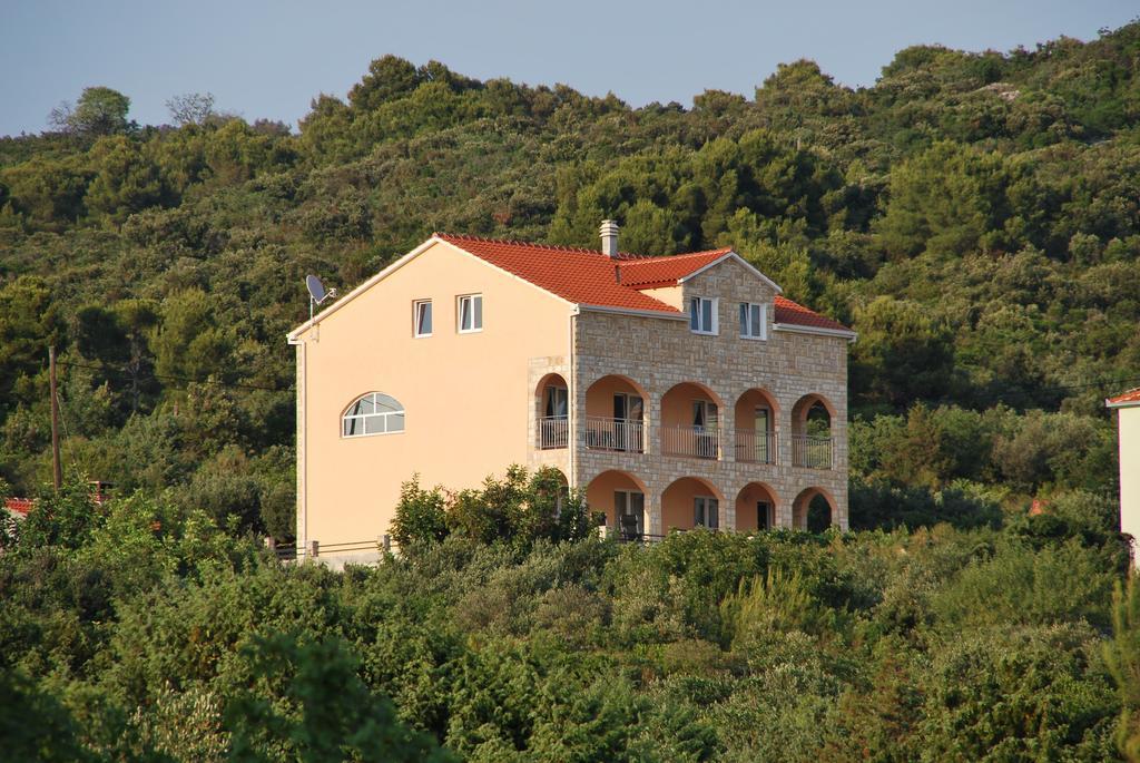 Villa Lunaris Maslinica Exteriér fotografie